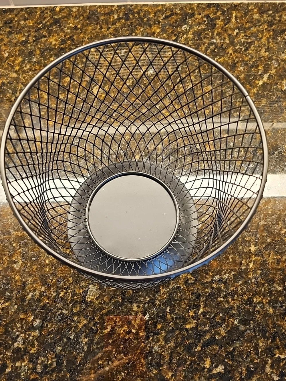N/A black mesh